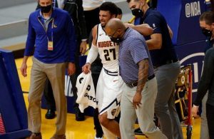 Nuggets-Jamal-Murray-leaves-game-with-scary-non-contact-knee-injury
