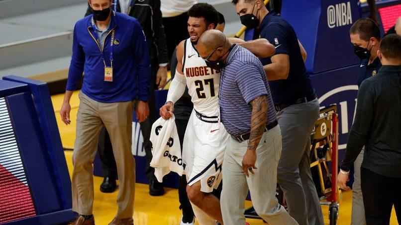 Nuggets-Jamal-Murray-leaves-game-with-scary-non-contact-knee-injury