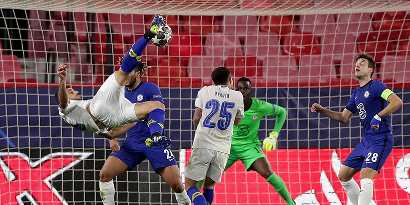 Chelsea see off Porto to reach semis despite Taremi stunner