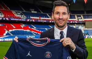 Lionel Messi joins Paris Saint-Germain on two-year deal after Barcelona exit