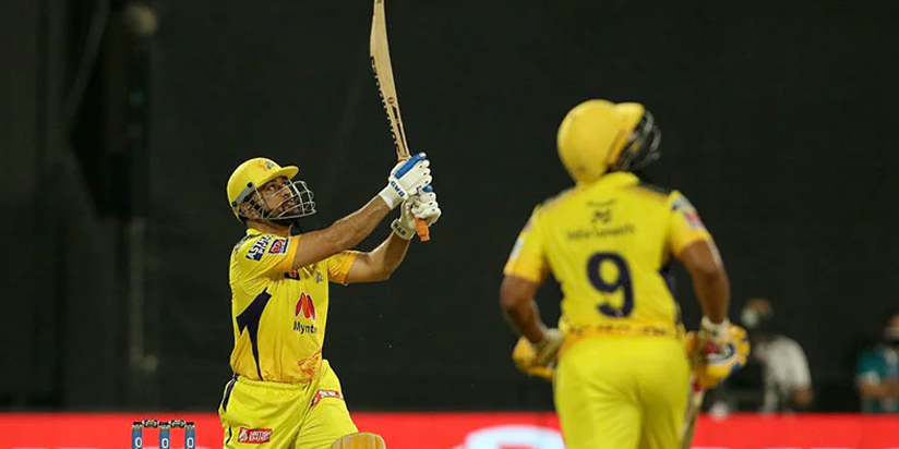 MS Dhoni Turns The Clock Back; Wins Match For CSK With A Six