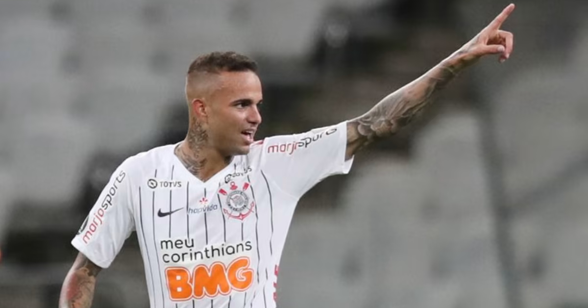 Corinthians Midfielder Luan